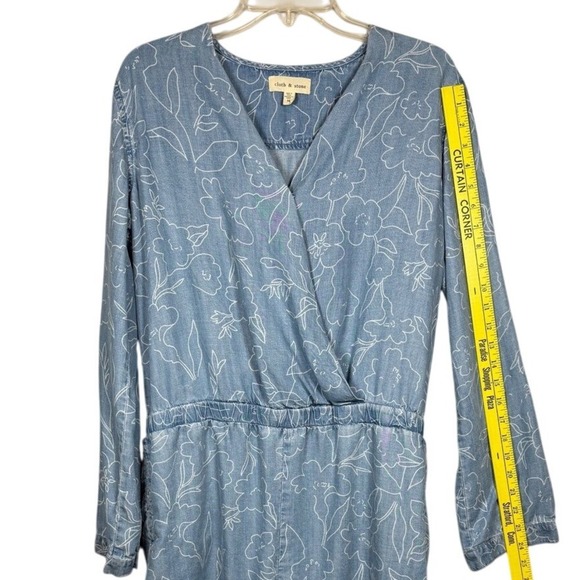 Cloth & Stone Anthropologie Chambray Shorts Romper, Size Medium - Picture 8 of 10